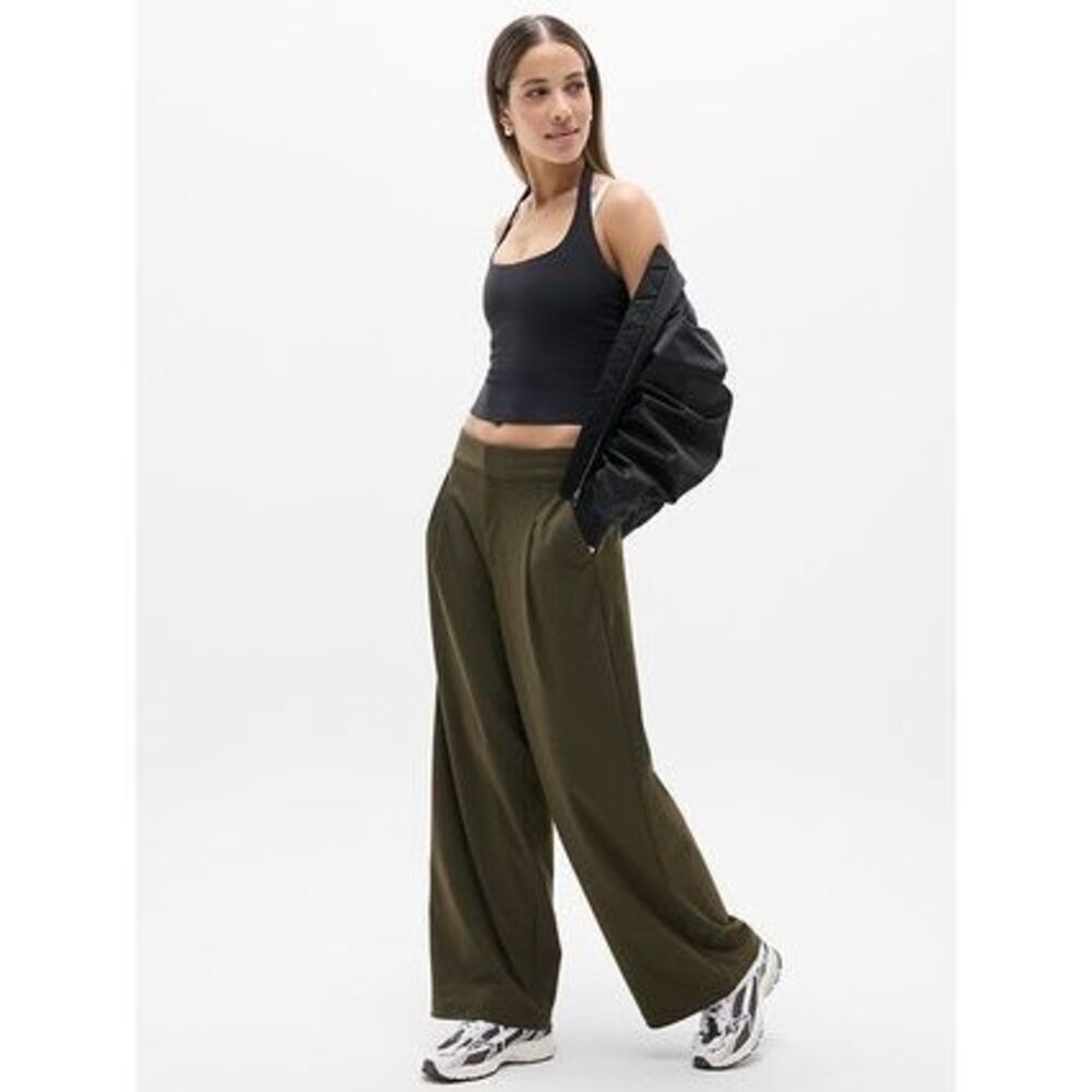 Athleta pinnacle trouser NWT